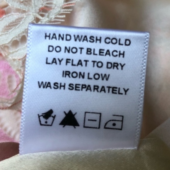 Lovers + Friends Lace Tie Back Dress - Picture 8 of 8